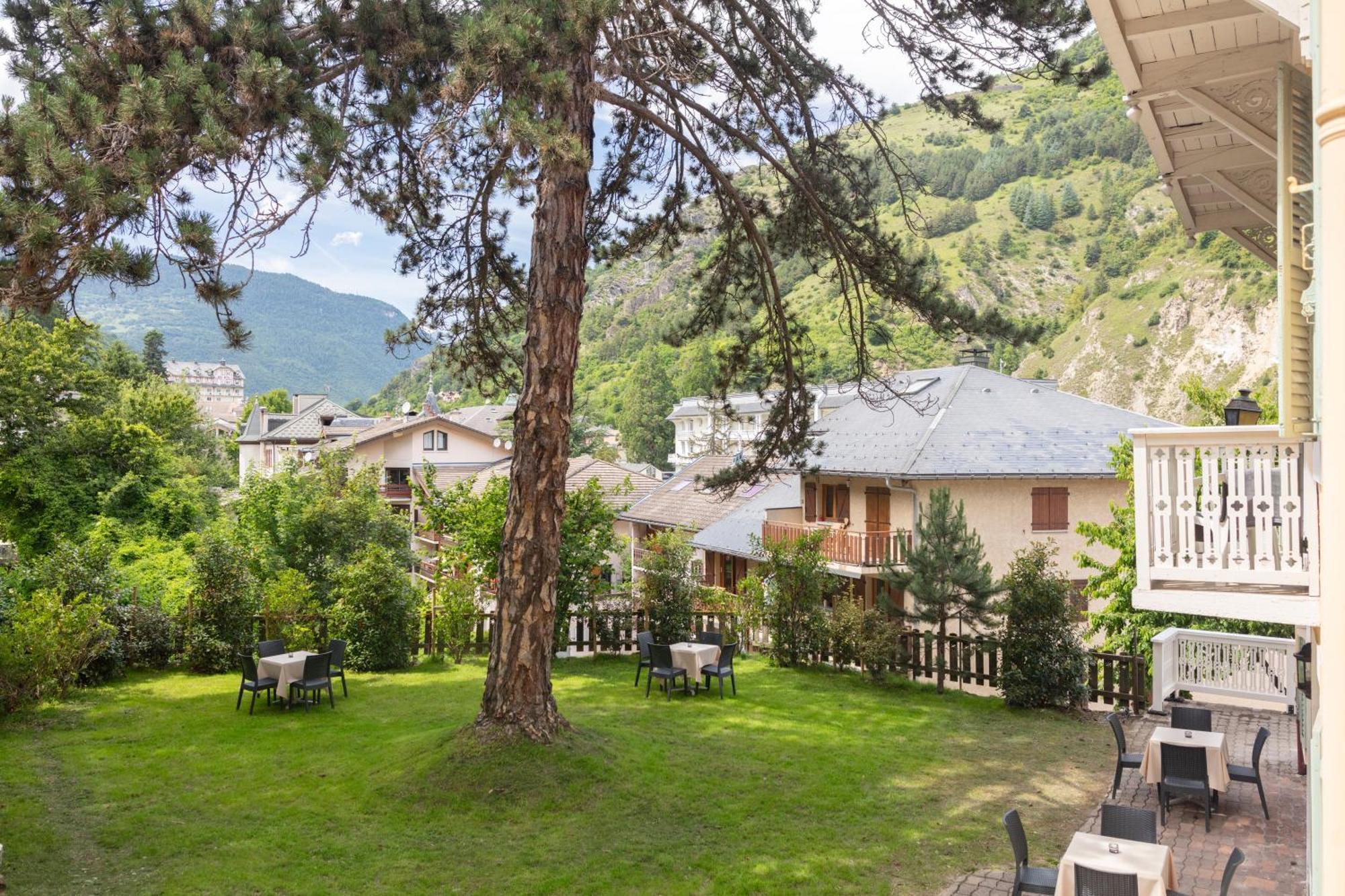 Hotel Le Belvedere Брид-Ле-Бэн Экстерьер фото